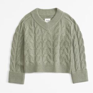 Abercrombie & Fitch Cable Easy V Neck Sweater Size M